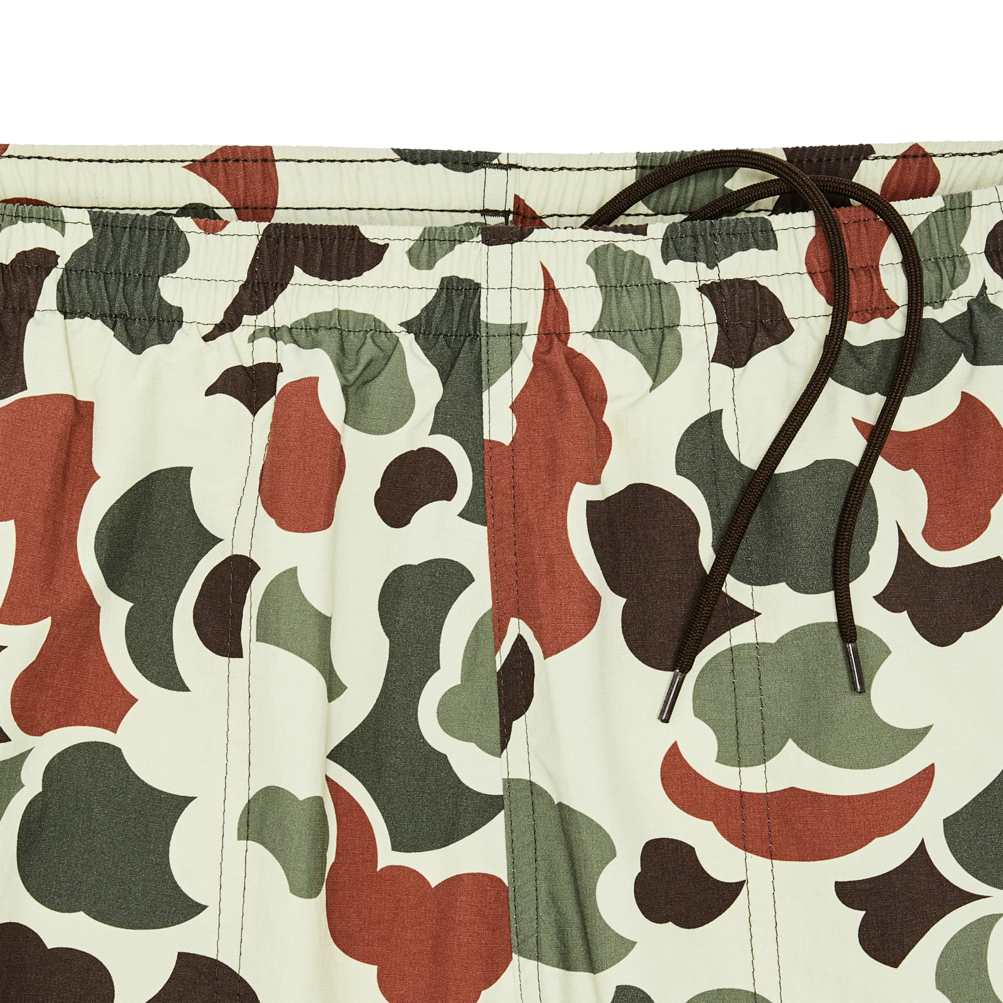 Oxbow Lake Trunks in Shrub Camo - Image 4